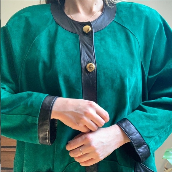 Vintage Danier Green Suede Women's Jacket with Black Leatger Trim - Picture 3 of 8